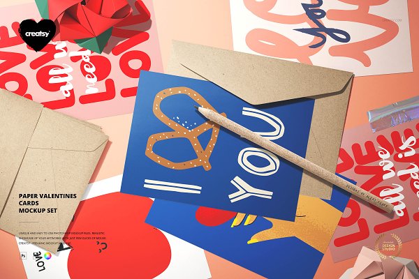 Download Paper Valentines Cards Mockup Se
