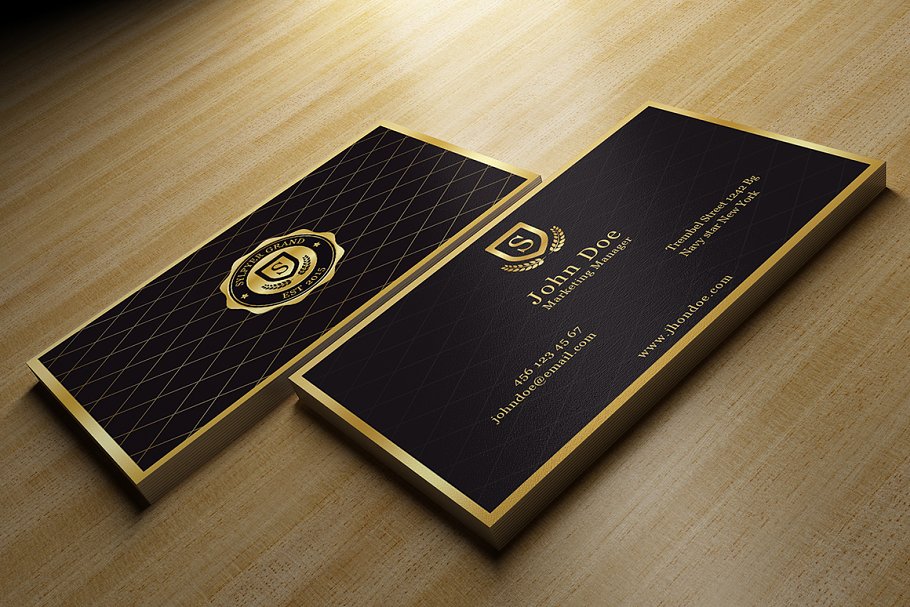 Download Gold And Black Business Card