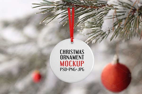 Download Christmas ornament mockup